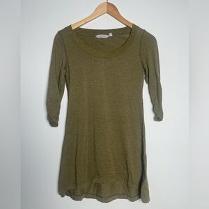 🚩Final Sale
Athleta | Ruched Sleeve Lightweight Workout Top